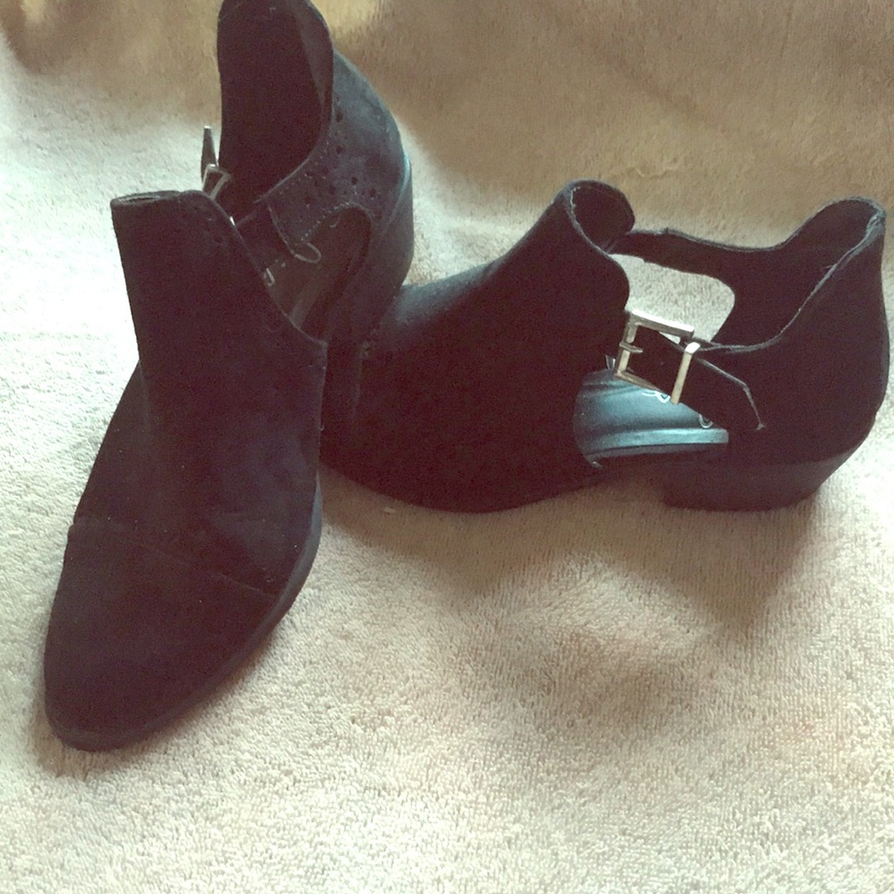 Ankle boots
